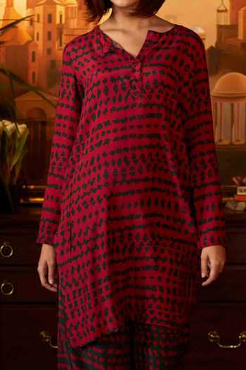 Koai Pink Muslin, Silk Abstract Print Tunic For Kids Online at Aza Fashions Koai_Pink Muslin, Silk Abstract Print Tunic For Kids_Online_at_Aza_Fashions