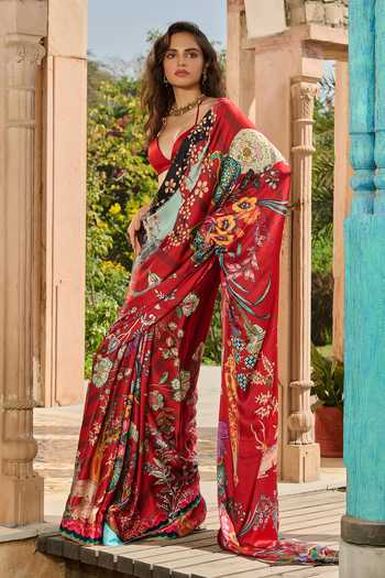 Buy RINESSA Red Crepe, Satin, Shantoon Plunge Neck Abstract Print Saree With Bralette Online at Aza Fashions Buy_RINESSA_Red Crepe, Satin, Shantoon Plunge Neck Abstract Print Saree With Bralette _Online_at_Aza_Fashions