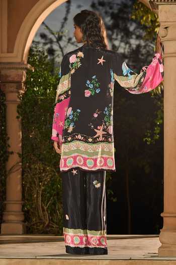 Shop RINESSA Black Crepe Mandarin Collar Silky Printed Kurta And Pant Co-ord Set at Aza Fashions Shop_RINESSA_Black Crepe Mandarin Collar Silky Printed Kurta And Pant Co-ord Set _at_Aza_Fashions