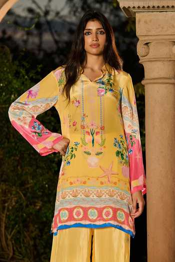 Buy RINESSA Yellow Crepe Split V-neck, Yes Silky Marine Life Print Kurta And Pant Co-ord Set Buy_RINESSA_Yellow Crepe Split V-neck, Yes Silky Marine Life Print Kurta And Pant Co-ord Set