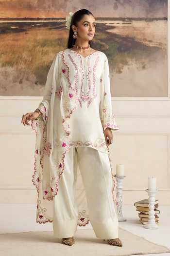 RINESSA_Ivory Organza, Satin, Bemberg V-neck, Lelah Threadwork Kurta Farshi Salwar Set _Online_at_Aza_Fashions