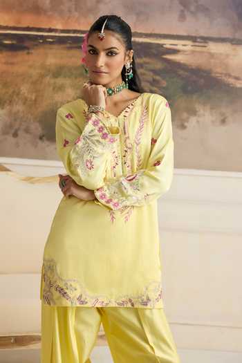 Buy RINESSA Yellow Organza, Bemberg, Lelah Thread And Sequin Work Kurta Farshi Salwar Set Online at Aza Fashions Buy_RINESSA_Yellow Organza, Bemberg, Lelah Thread And Sequin Work Kurta Farshi Salwar Set _Online_at_Aza_Fashions