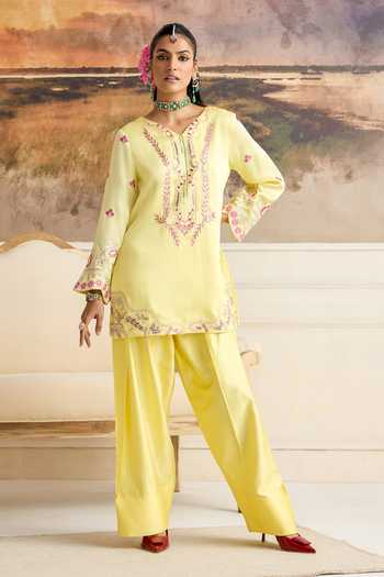 RINESSA Yellow Organza, Bemberg, Lelah Thread And Sequin Work Kurta Farshi Salwar Set at Aza Fashions RINESSA_Yellow Organza, Bemberg, Lelah Thread And Sequin Work Kurta Farshi Salwar Set _at_Aza_Fashions