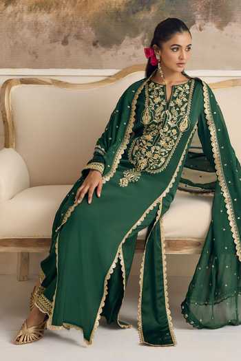 RINESSA Emerald Green Bemberg, Organza, Satin Split Ecstasy Embroidered Slit Kurta Set Online at Aza Fashions RINESSA_Emerald Green Bemberg, Organza, Satin Split Ecstasy Embroidered Slit Kurta Set _Online_at_Aza_Fashions