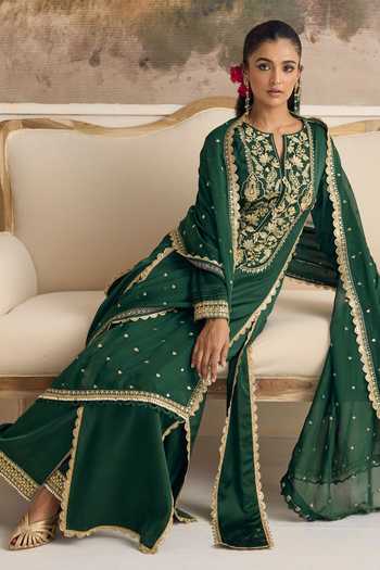 Buy RINESSA Emerald Green Bemberg, Organza, Satin Split Ecstasy Embroidered Slit Kurta Set Online at Aza Fashions Buy_RINESSA_Emerald Green Bemberg, Organza, Satin Split Ecstasy Embroidered Slit Kurta Set _Online_at_Aza_Fashions