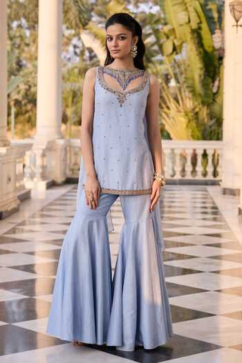 RINESSA Embellished Short Kurta With Sharara 