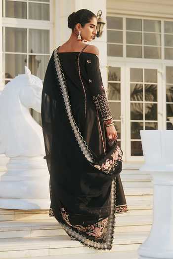 RINESSA Off Shoulder Anarkali With Scallop Dupatta 
