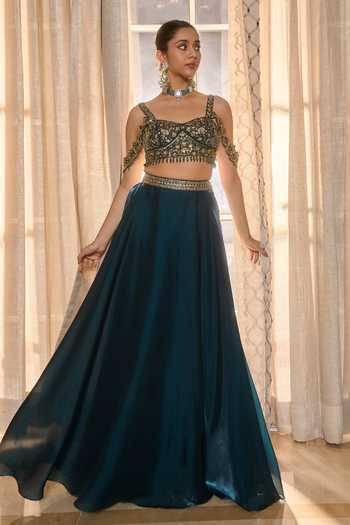 RINESSA_Green Organza, Shantoon Sweetheart Neck Hand Embroidered Blouse Lehenga Set _Online_at_Aza_Fashions