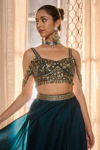 Shop_RINESSA_Green Organza, Shantoon Sweetheart Neck Hand Embroidered Blouse Lehenga Set _Online_at_Aza_Fashions
