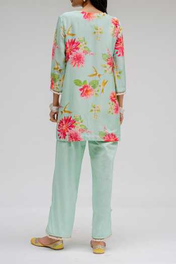 Shop Chrkha Green Chanderi Silk, Cotton, Linen Pearls Floral Printed Tunic And Pant Set For Kids at Aza Fashions Shop_Chrkha_Green Chanderi Silk, Cotton, Linen Pearls Floral Printed Tunic And Pant Set For Kids_at_Aza_Fashions