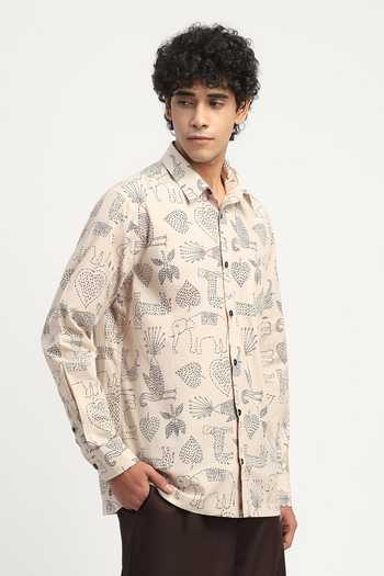 Abraham And Thakore_Beige Poplin Kantha Animals Pattern Shirt _at_Aza_Fashions