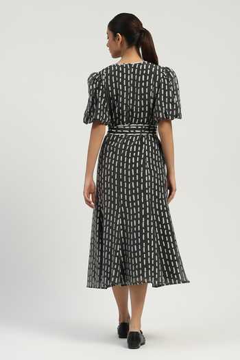 Abraham And Thakore Kantha Cutwork Dress 