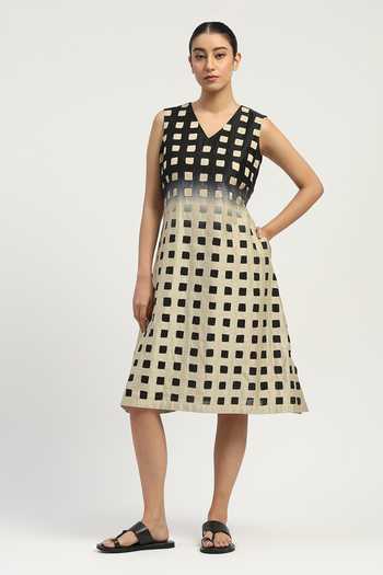 Abraham And Thakore Ombre Cutwork Chanderi Dress 