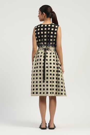 Abraham And Thakore Ombre Cutwork Chanderi Dress 