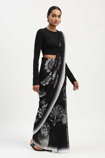 Shop Abraham And Thakore Black Viscose Georgette Ottoman Floral Buta Saree Online at Aza Fashions Shop_Abraham And Thakore_Black Viscose Georgette Ottoman Floral Buta Saree _Online_at_Aza_Fashions