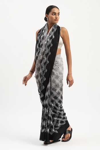Abraham And Thakore Black Viscose Georgette Scribble Check Ombre Saree Online at Aza Fashions Abraham And Thakore_Black Viscose Georgette Scribble Check Ombre Saree _Online_at_Aza_Fashions