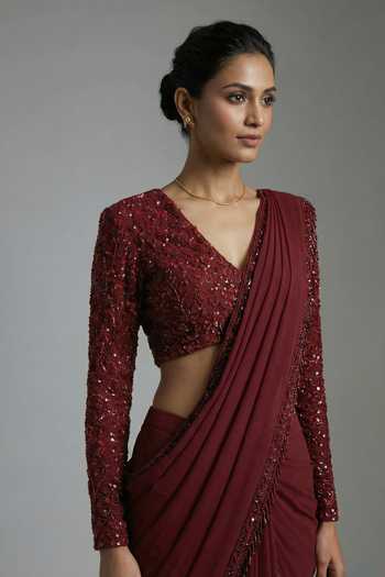 Buy_Ellemora Fashions_Maroon Crepe V-neck Crimson Grace Pre-draped Saree And Blouse Set _Online_at_Aza_Fashions