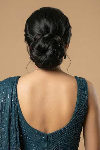 Buy Ellemora Fashions Teal Georgette V-neck Sequin Work Saree And Blouse Set Online at Aza Fashions Buy_Ellemora Fashions_Teal Georgette V-neck Sequin Work Saree And Blouse Set _Online_at_Aza_Fashions