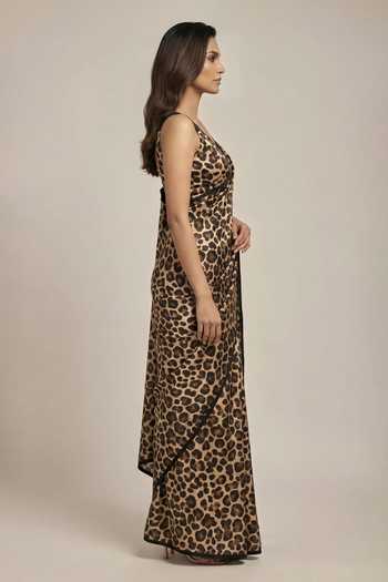 Buy_Ellemora Fashions_Black Crepe V-neck Satin Safari Leopard Print Saree And Blouse Set 