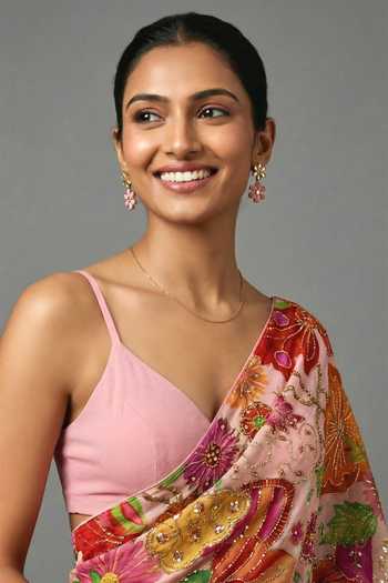 Buy_Ellemora Fashions_Pink Crepe V-neck Botanical Garden Print Saree And Blouse Set 