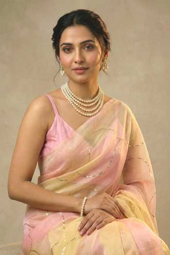 Shop Ellemora Fashions Pink Organza, Viscose V-neck Pastel Horizons Ombre Saree And Blouse Set Shop_Ellemora Fashions_Pink Organza, Viscose V-neck Pastel Horizons Ombre Saree And Blouse Set