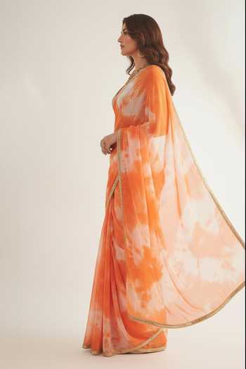 Buy Ellemora Fashions White Organza, Viscose V-neck The Saffron Skies Saree Set Buy_Ellemora Fashions_White Organza, Viscose V-neck The Saffron Skies Saree Set