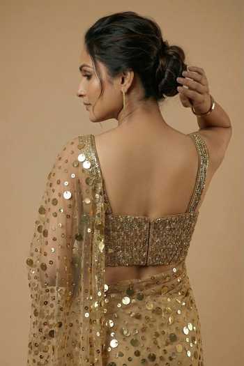 Buy Ellemora Fashions Gold Net, Organza, Viscose Sweetheart Neck Glitz Sequined Saree And Blouse Set Buy_Ellemora Fashions_Gold Net, Organza, Viscose Sweetheart Neck Glitz Sequined Saree And Blouse Set