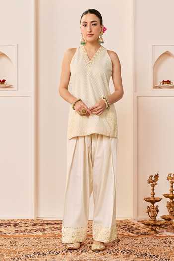Buy_Sheetal Batra_Ivory Chanderi , Cotton, Organza V-neck Miral Daisy Short Kurta Set _Online_at_Aza_Fashions