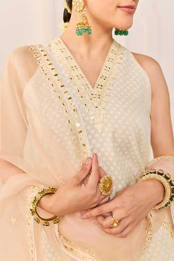 Shop_Sheetal Batra_Ivory Chanderi , Cotton, Organza V-neck Miral Daisy Short Kurta Set _Online_at_Aza_Fashions