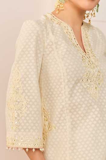 Sheetal Batra Ivory Chanderi , Cotton, Reem Daisy Short Choga Kurta Salwar Set at Aza Fashions Sheetal Batra_Ivory Chanderi , Cotton, Reem Daisy Short Choga Kurta Salwar Set _at_Aza_Fashions