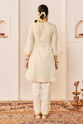 Sheetal Batra Nida Daisy Ivory Short Kurta Set 