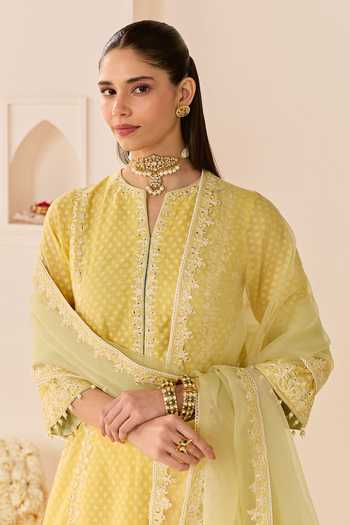 Sheetal Batra Yellow , Chanderi, Cotton, Organza Firdaus Woven Choga Kurta Salwar Set Online at Aza Fashions Sheetal Batra_Yellow , Chanderi, Cotton, Organza Firdaus Woven Choga Kurta Salwar Set _Online_at_Aza_Fashions