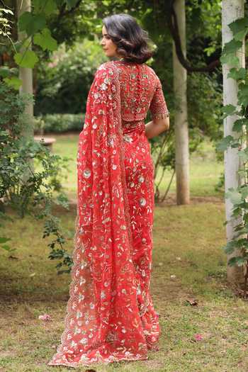 Summer By Priyanka Gupta Wedding Bloom Saree With Blouse