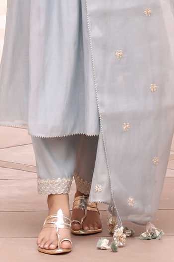 Summer By Priyanka Gupta_Blue Chanderi Round Neck, Yes Ice Vrinda Yoke Kurta Set _Online_at_Aza_Fashions