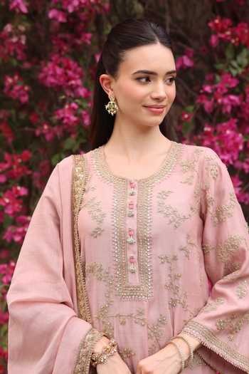 Buy_Summer By Priyanka Gupta_Pink Chanderi Round Neck, Yes Vrinda Dori Work Kurta Set _Online_at_Aza_Fashions