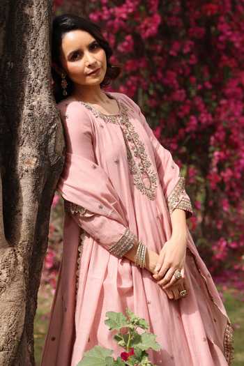 Buy_Summer By Priyanka Gupta_Pink Chanderi Round Neck, Yes Gul Sadaf Mul Anarkali Set 