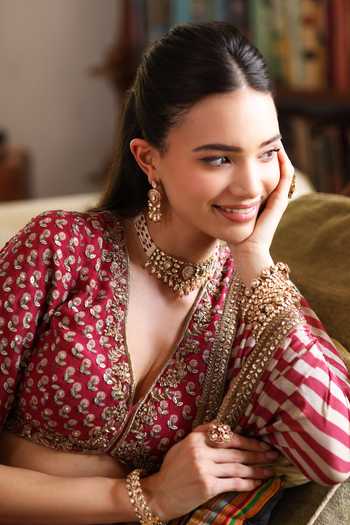 Buy_Summer By Priyanka Gupta_Red Chanderi V-neck Anargul Mul Lehenga Set _Online_at_Aza_Fashions