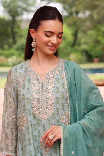 Shop_Summer By Priyanka Gupta_Blue Chanderi V-neck Sophia Printed Kurta Set 