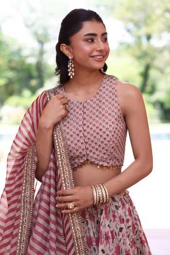 Buy_Summer By Priyanka Gupta_Beige Chanderi Round Neck Noor E Summer Printed Lehenga Set _Online_at_Aza_Fashions