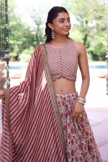 Shop_Summer By Priyanka Gupta_Beige Chanderi Round Neck Noor E Summer Printed Lehenga Set 