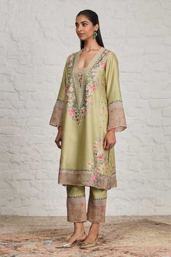 Sue Mue_Green , Organza, Chanderi, Eira Floral Embroidered Kurta Pant Set _at_Aza_Fashions