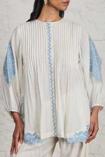 Sue Mue_Off White Chanderi, Handloom Letty Floral Bunch Embroidered Short Kurta Set _at_Aza_Fashions