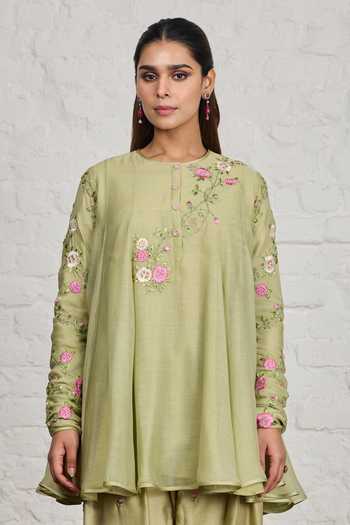 Buy Sue Mue Green Silk, Chanderi Round Neck Faye Embroidered Short Anarkali Salwar Set Online at Aza Fashions Buy_Sue Mue_Green Silk, Chanderi Round Neck Faye Embroidered Short Anarkali Salwar Set _Online_at_Aza_Fashions