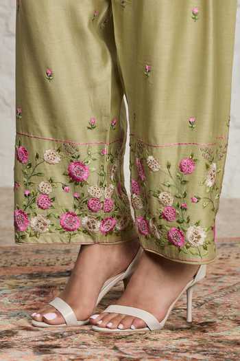 Shop Sue Mue Green Silk, Chanderi Round Neck Faye Embroidered Short Anarkali Salwar Set Online at Aza Fashions Shop_Sue Mue_Green Silk, Chanderi Round Neck Faye Embroidered Short Anarkali Salwar Set _Online_at_Aza_Fashions