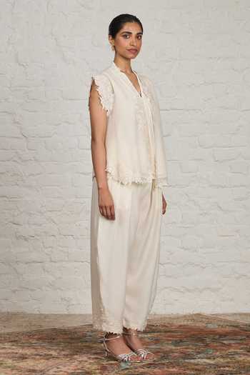 Buy Sue Mue Off White Chanderi V-neck, Isabell Applique Overlay Jacket And Harem Salwar Set Buy_Sue Mue_Off White Chanderi V-neck, Isabell Applique Overlay Jacket And Harem Salwar Set
