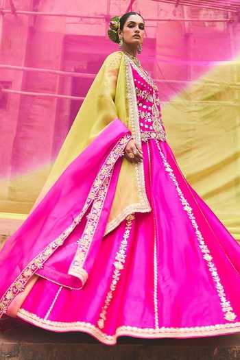 Shop Vinita Bhansali Pink Organza, Scoop Neck, Gulara Rajputi Embroidered Kurta Lehenga Set Online at Aza Fashions Shop_Vinita Bhansali_Pink Organza, Scoop Neck, Gulara Rajputi Embroidered Kurta Lehenga Set _Online_at_Aza_Fashions