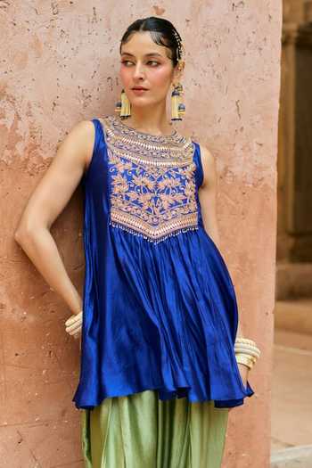 Buy Vinita Bhansali Blue Silk Round Neck Neera Embroidered Short Kurta And Salwar Set Online at Aza Fashions Buy_Vinita Bhansali_Blue Silk Round Neck Neera Embroidered Short Kurta And Salwar Set _Online_at_Aza_Fashions