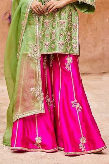 Vinita Bhansali Green , Organza V-neck Meher Embroidered Pure Sharara Set Online at Aza Fashions Vinita Bhansali_Green , Organza V-neck Meher Embroidered Pure Sharara Set _Online_at_Aza_Fashions
