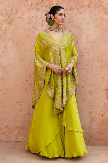 Buy_Vinita Bhansali_Green Silk, Crepe Open , Square Shehnaaz Embroidered Cape Skirt Set _Online_at_Aza_Fashions