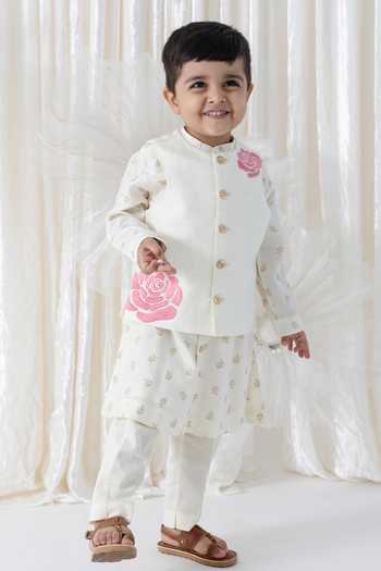 Tiber Taber Embroidered Bundi & Kurta Set 